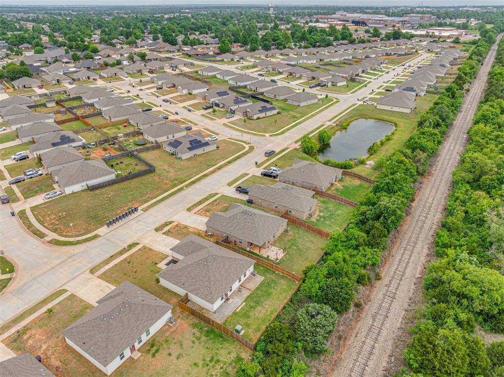 734 West Lola Drive, Mustang, OK 73064