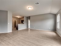 734 West Lola Drive, Mustang, OK 73064