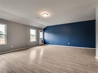 734 West Lola Drive, Mustang, OK 73064