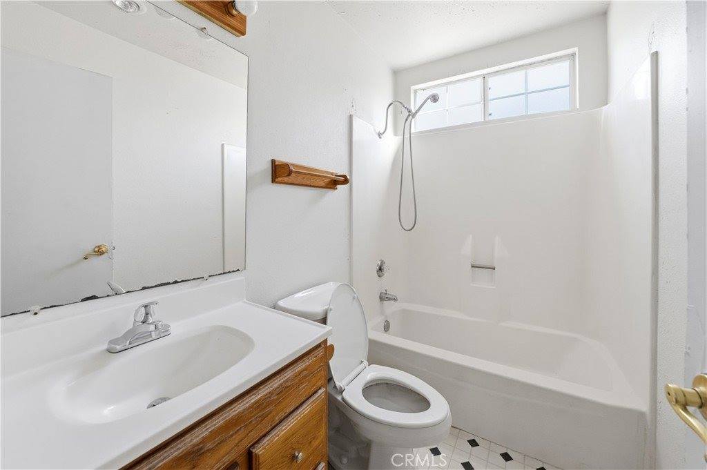 1123 Valerie, Santa Maria, CA 93454