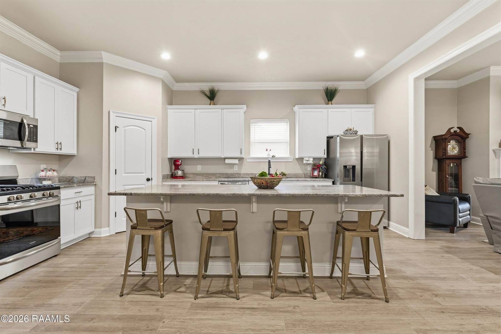 129 Wild Cherry Lane, Lafayette, LA 70508