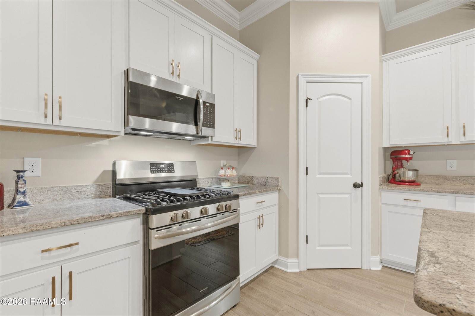 129 Wild Cherry Lane, Lafayette, LA 70508