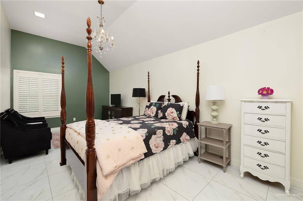 301 Quail Avenue, McAllen, TX 78504