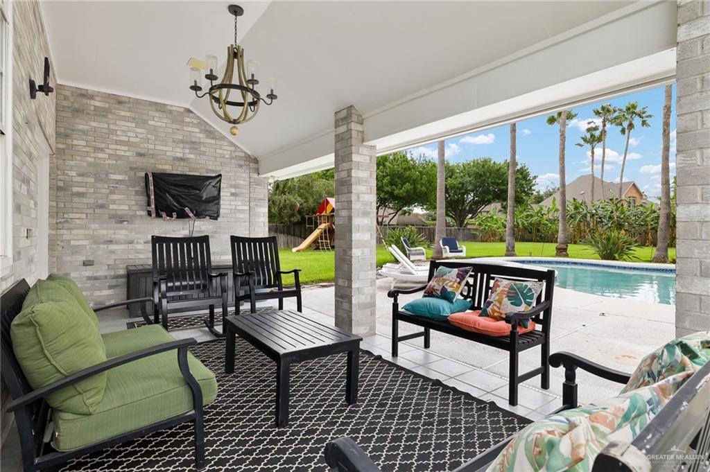301 Quail Avenue, McAllen, TX 78504