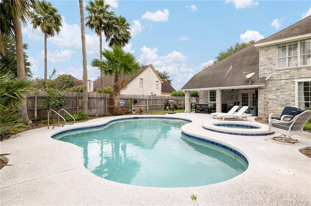 301 Quail Avenue, McAllen, TX 78504