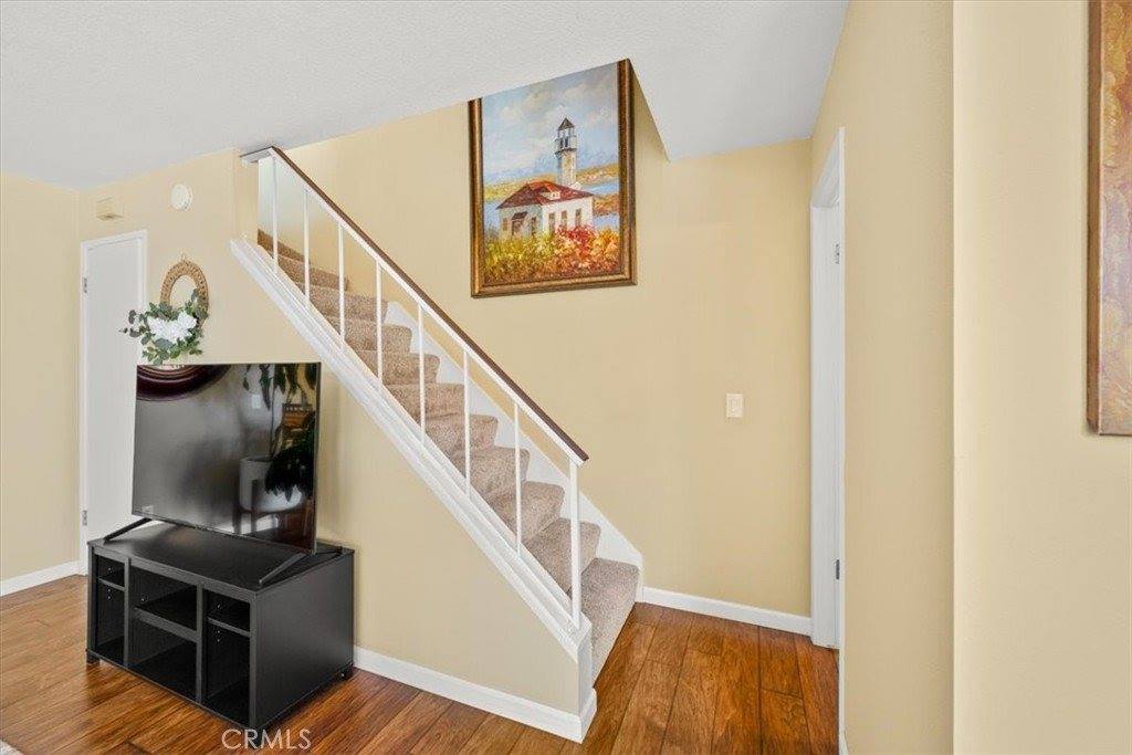 1960 South Mcclelland, Santa Maria, CA 93454