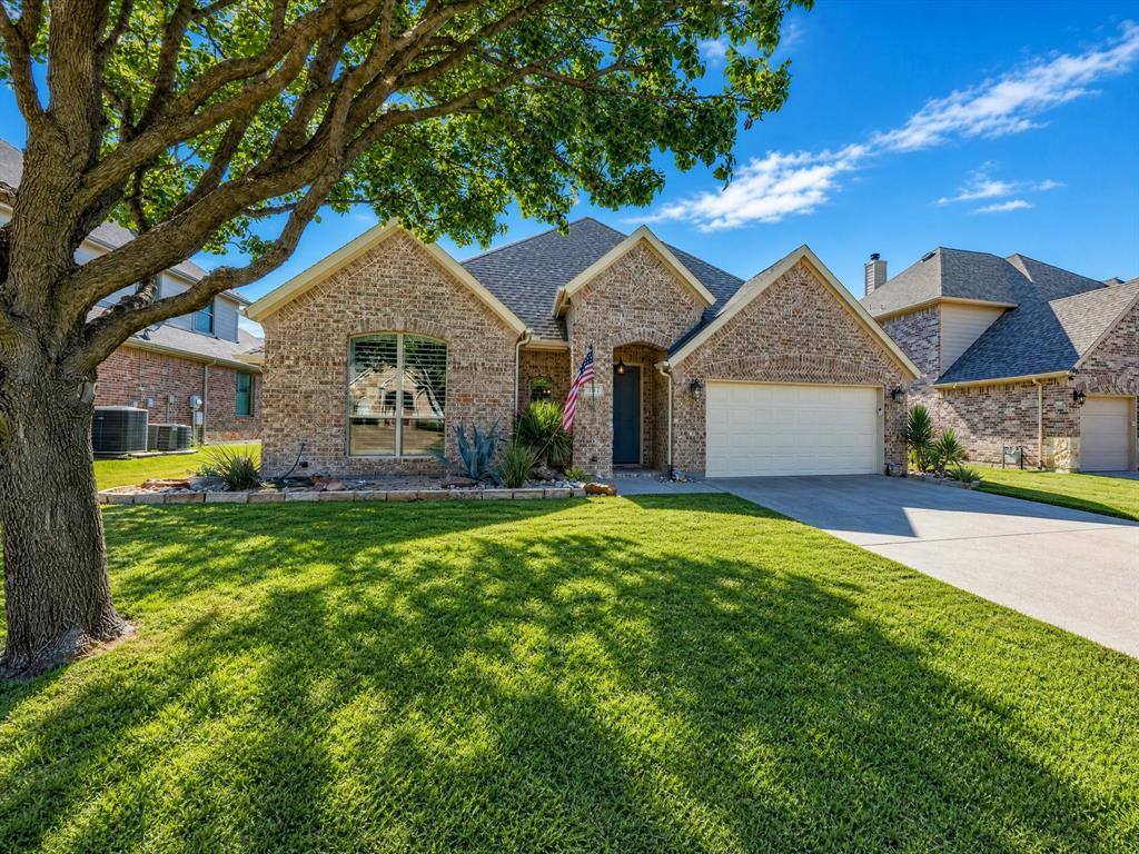 1704 Yarmouth Lane, Mansfield, TX 76063