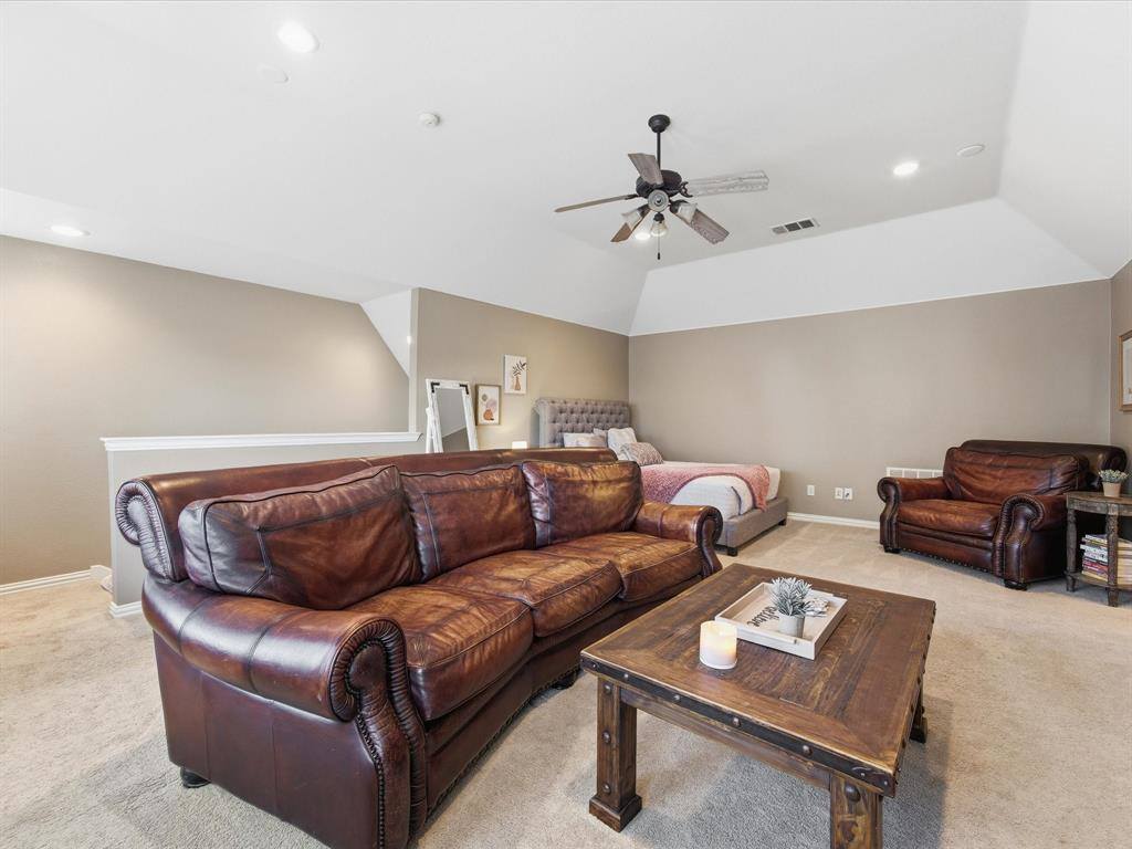 1704 Yarmouth Lane, Mansfield, TX 76063