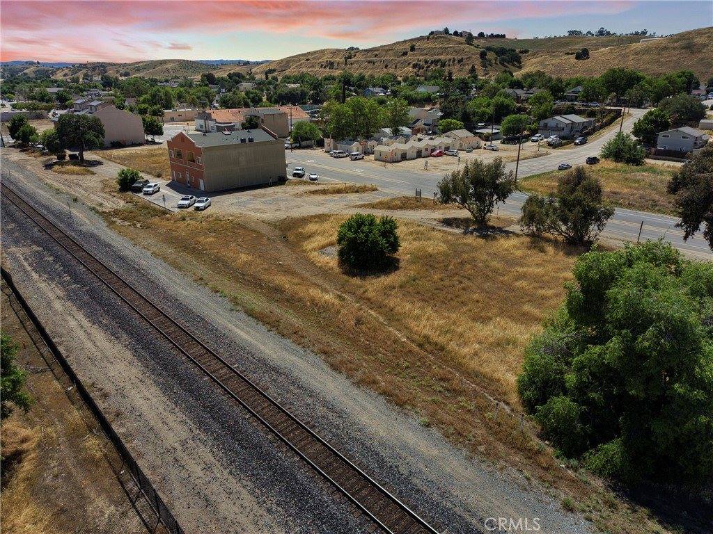 1490 Mission, San Miguel, CA 93451