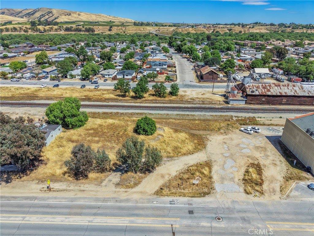1490 Mission, San Miguel, CA 93451
