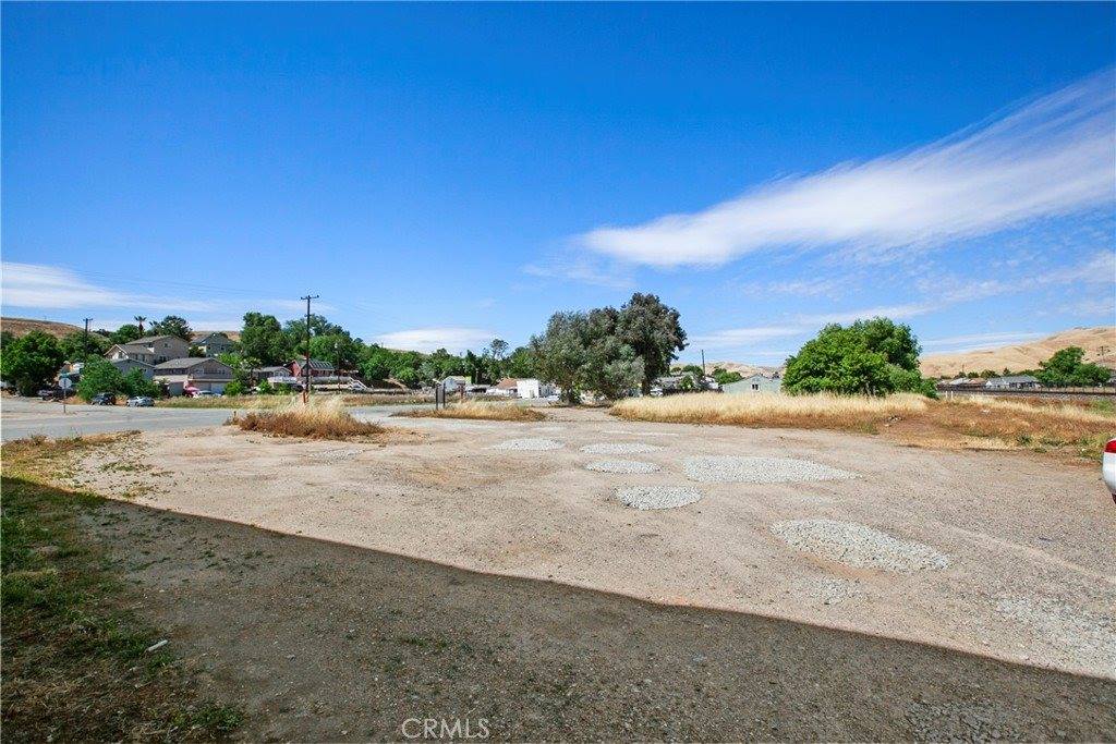 1490 Mission, San Miguel, CA 93451