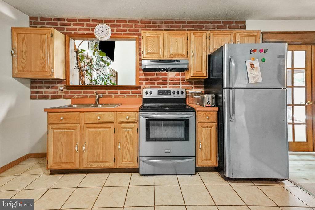 138 Huntley Drive, Harrisburg, PA 17112