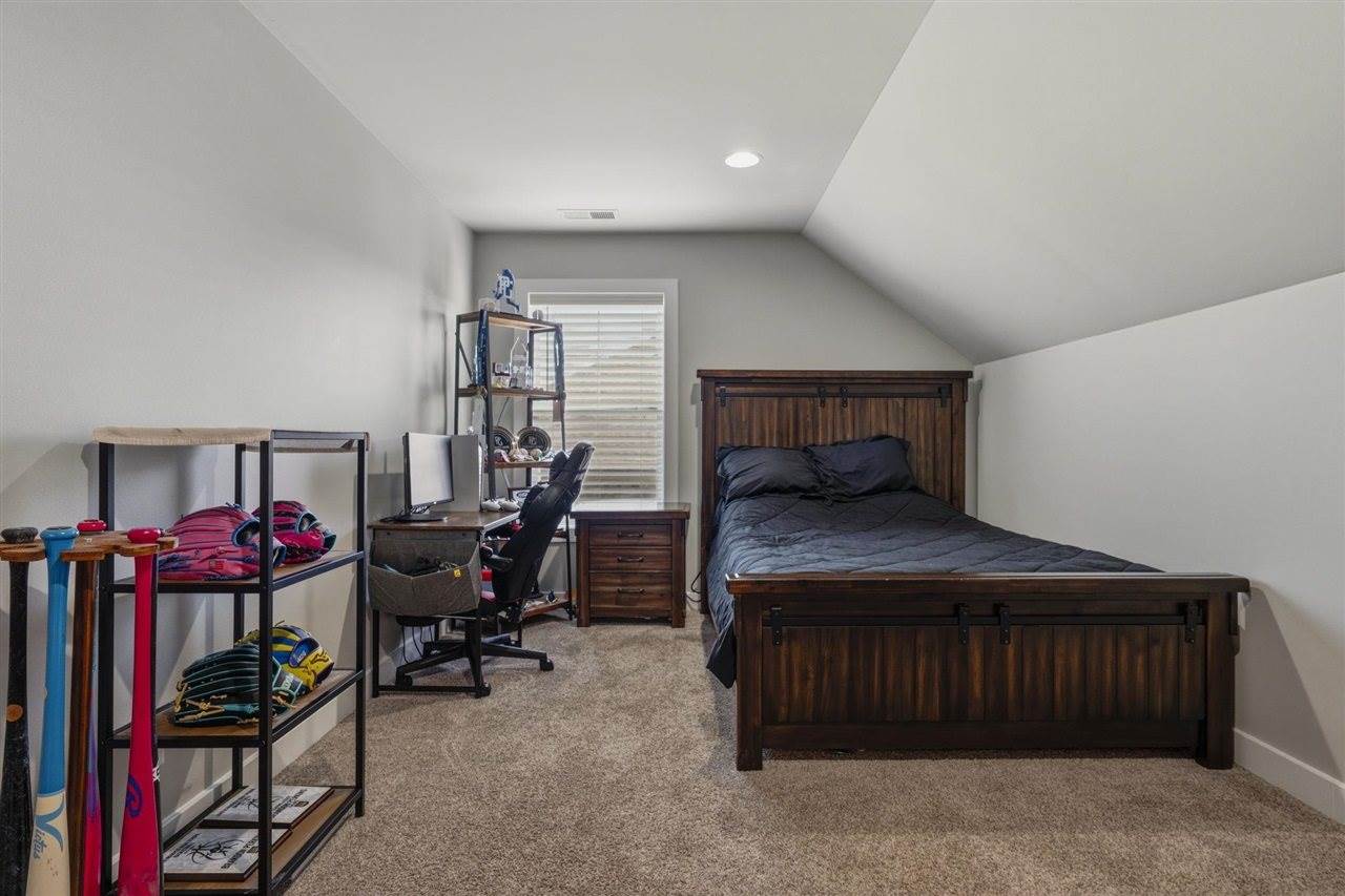 1102 Aristides Drive, Bowling Green, KY 42104