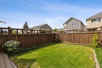9128 127th St Ct E, Puyallup, WA 98373
