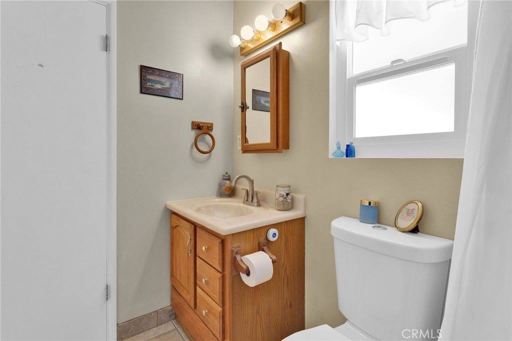 15884 El Centro Street, Hesperia, CA 92345