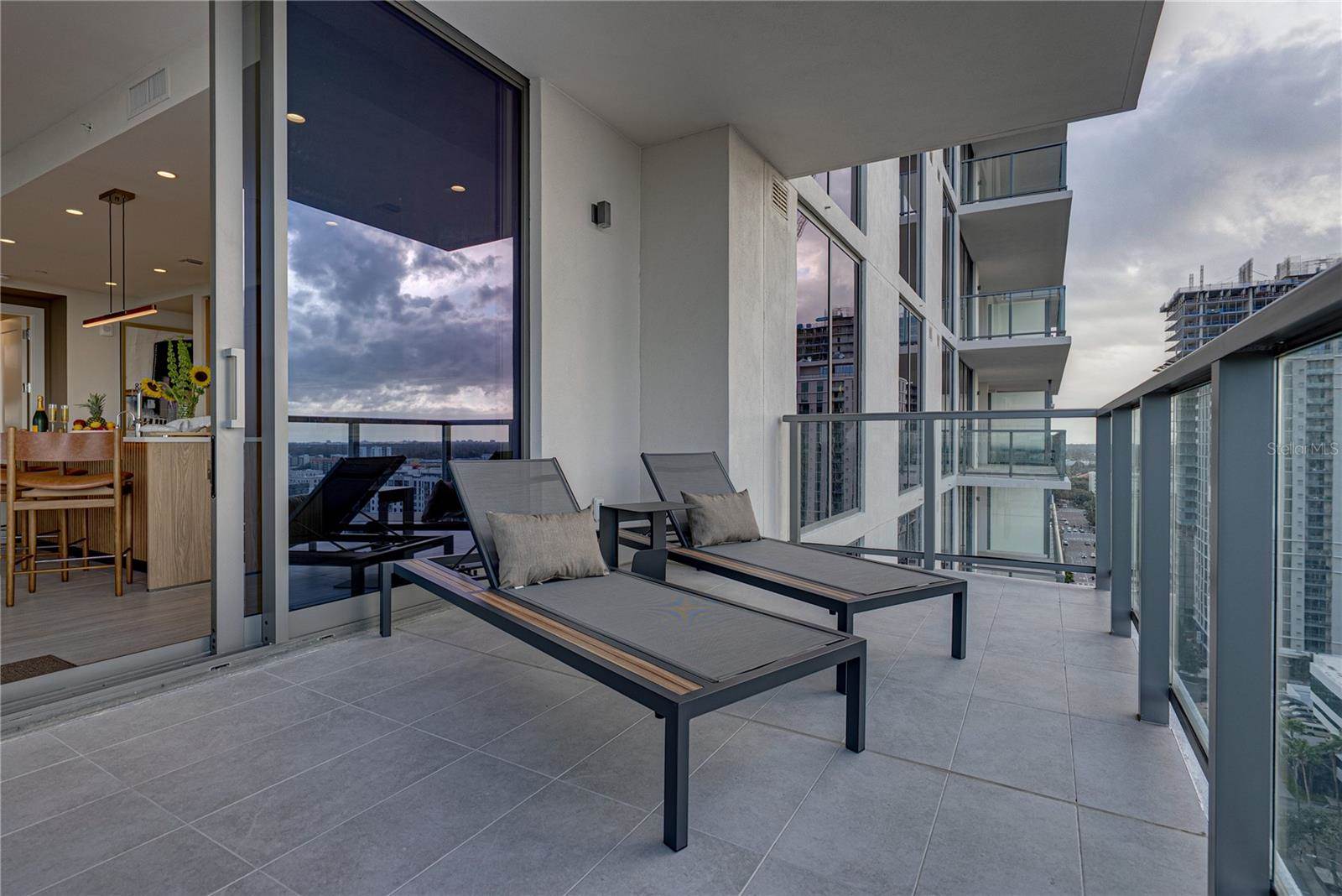275 1ST Avenue South, Saint Petersburg, FL 33701