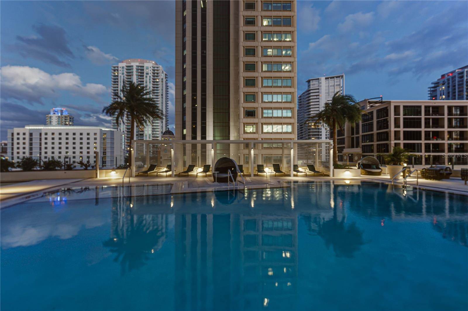 275 1ST Avenue South, Saint Petersburg, FL 33701