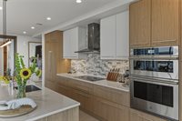 275 1ST Avenue South, Saint Petersburg, FL 33701