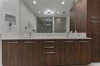 275 1ST Avenue South, Saint Petersburg, FL 33701