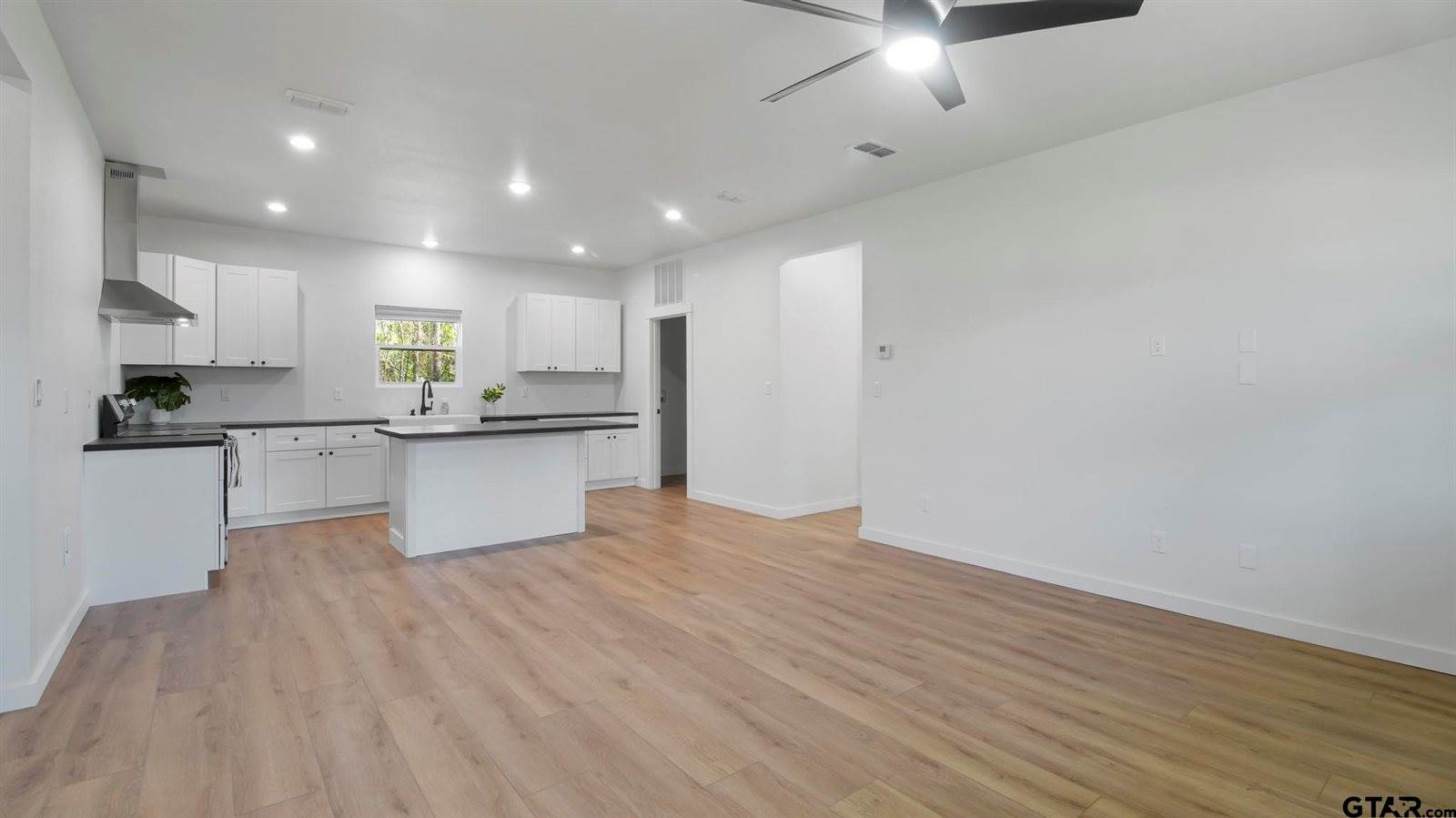 837 B Red Bud Cir, Bullard, TX 75757