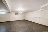 389 Yale Road, Garden City, NY 11530
