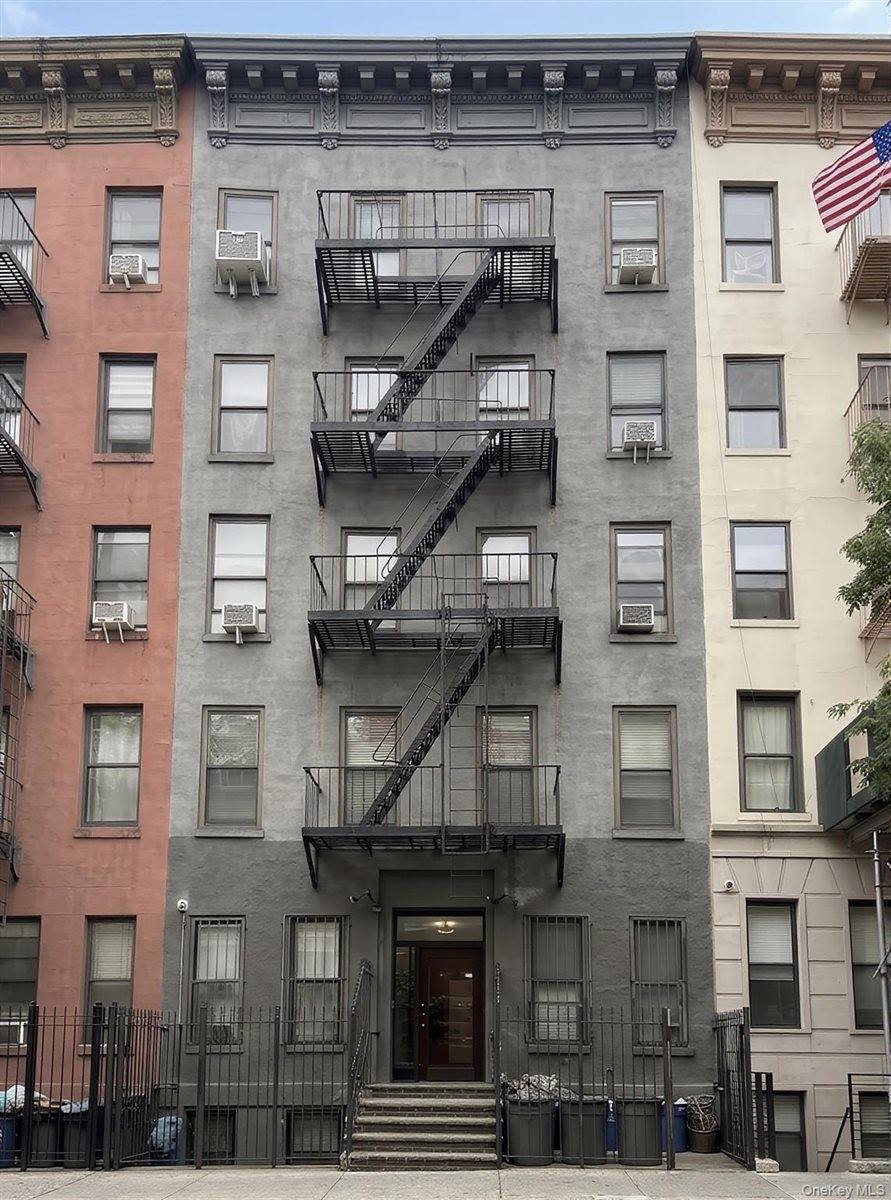 517 West 48th Street, New York (Manhattan), NY 10036