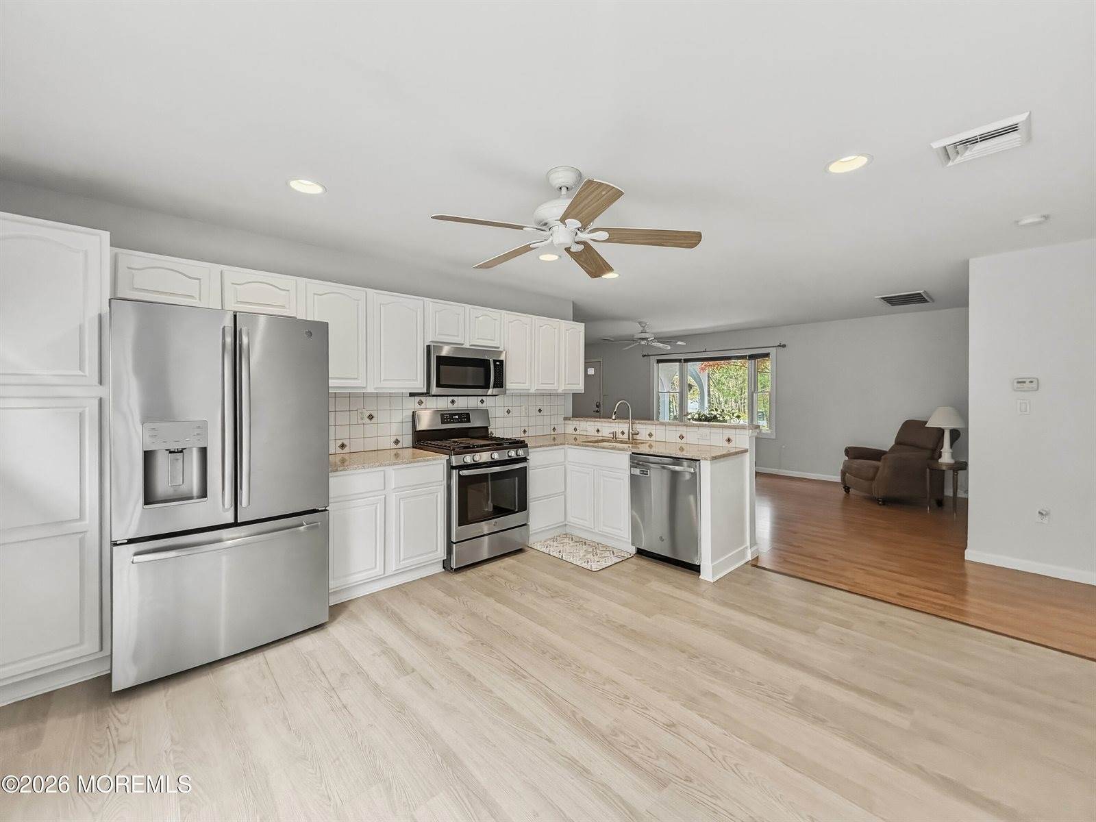 379 East Bird Village Road, Jackson, NJ 08527