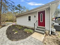 379 East Bird Village Road, Jackson, NJ 08527