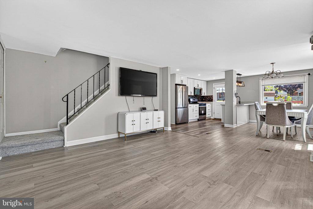 5267 Cedonia Avenue, Baltimore, MD 21206