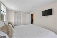 5267 Cedonia Avenue, Baltimore, MD 21206