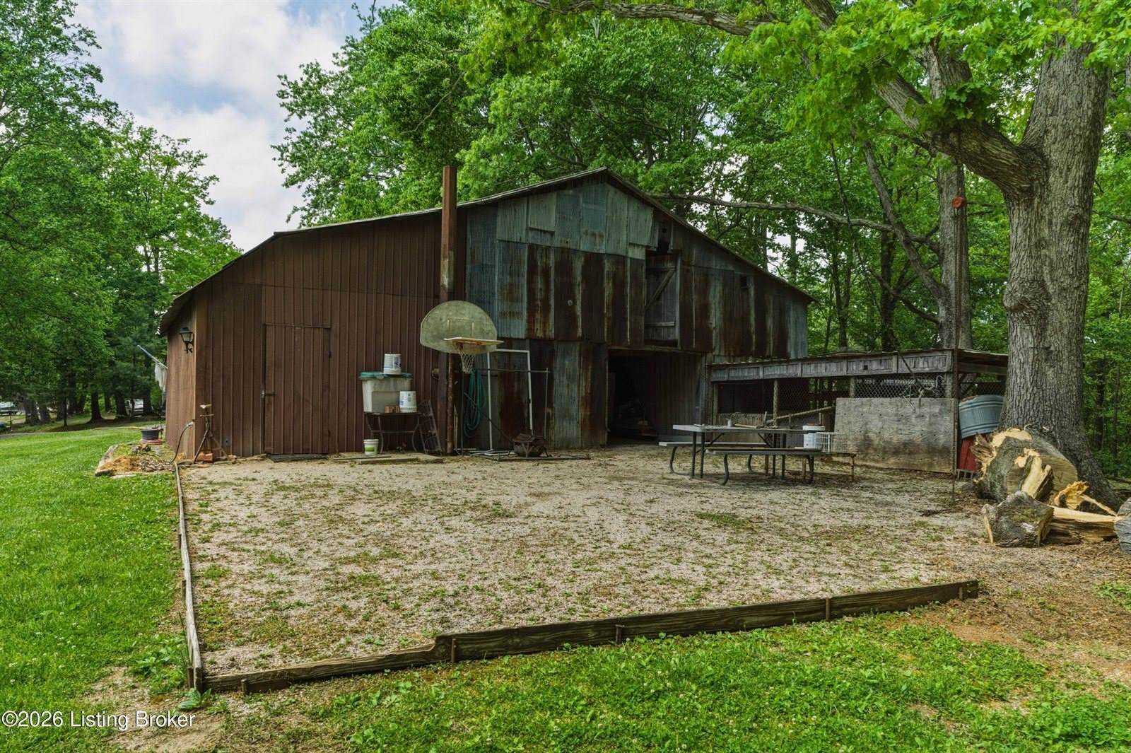 280 Oolite Rd, Battletown, KY 40104
