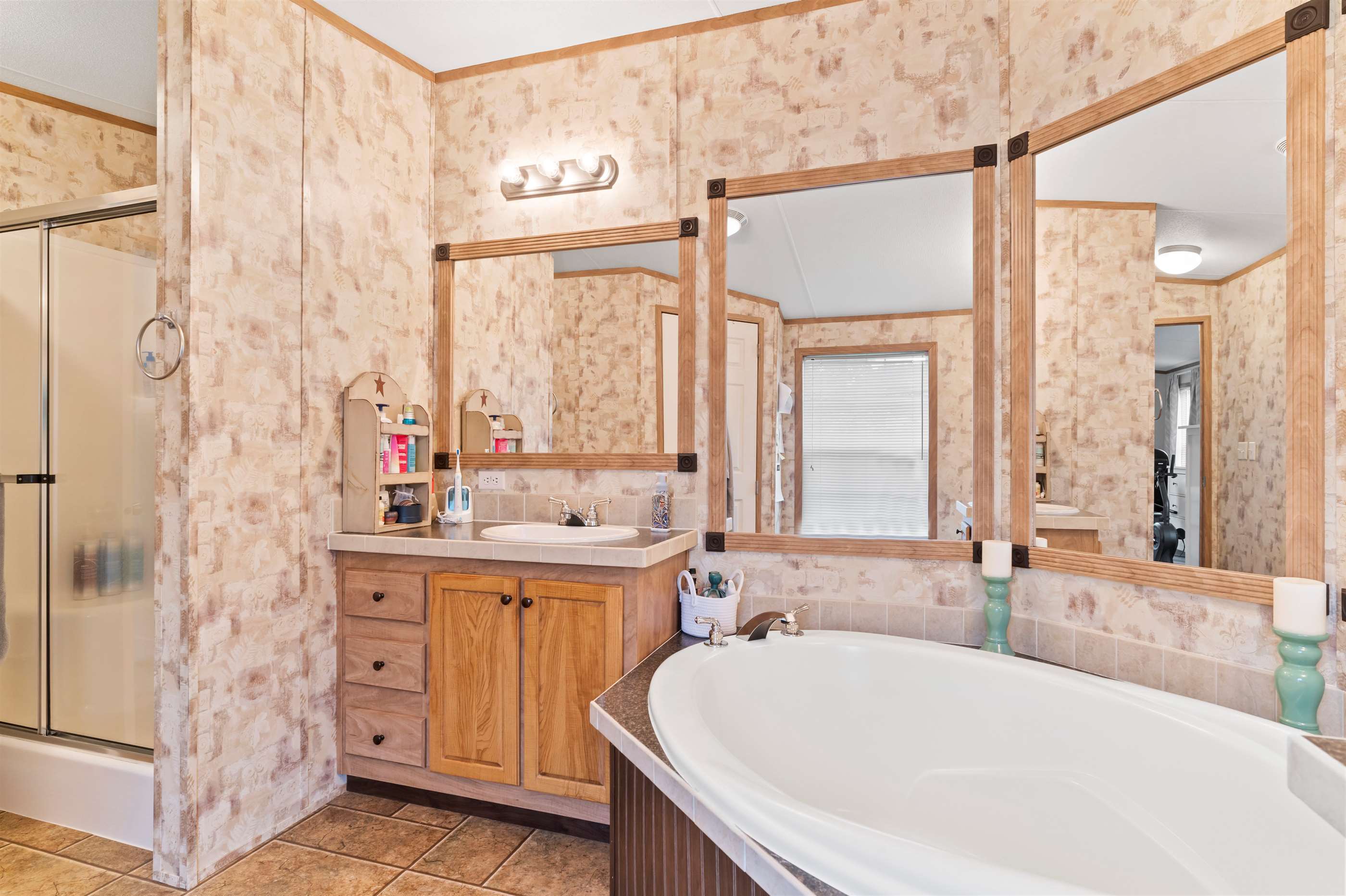 66 Meadowview Drive, New Bloomfield, PA 17068-8235