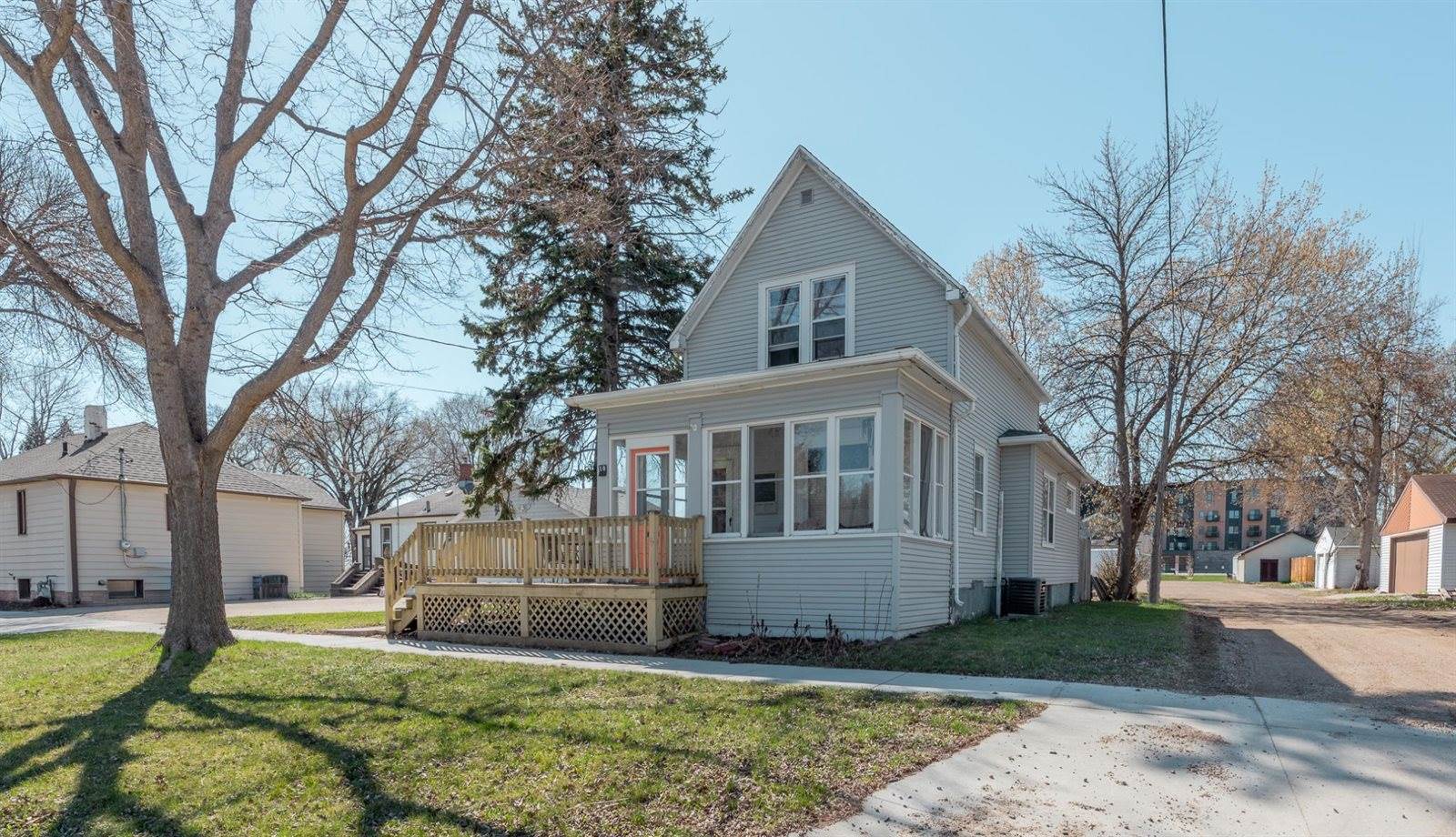10 7th Avenue North, Fargo, ND 58102