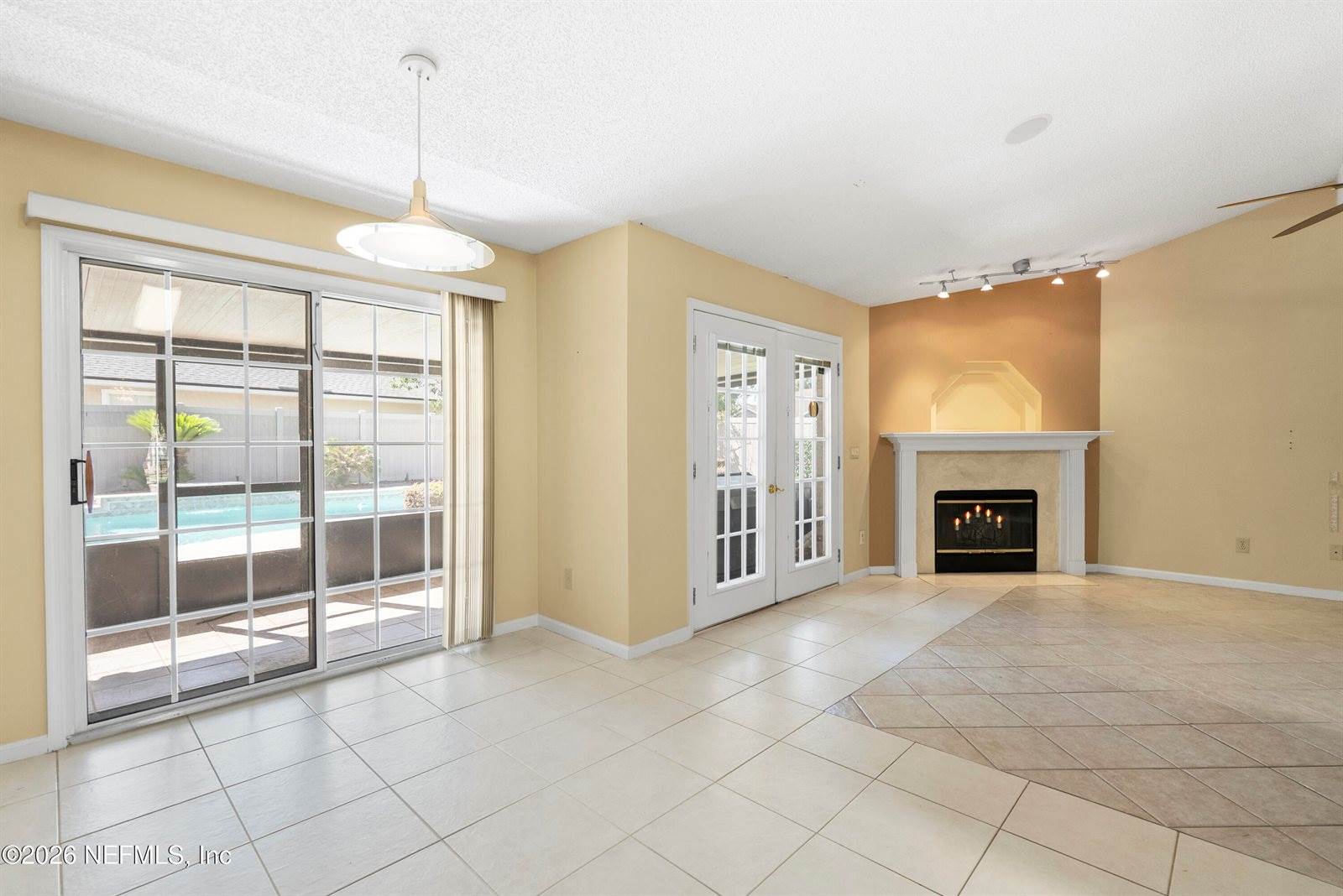 1842 Harbor Island Drive, Fleming Island, FL 32003