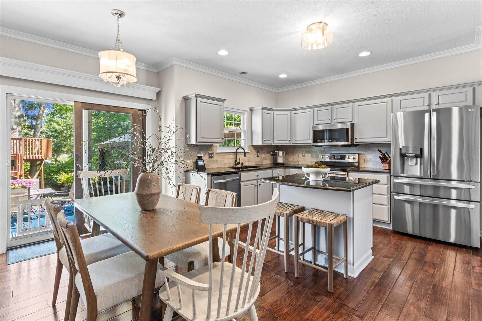 6180 Beaumont Square, Lewis Center, OH 43035