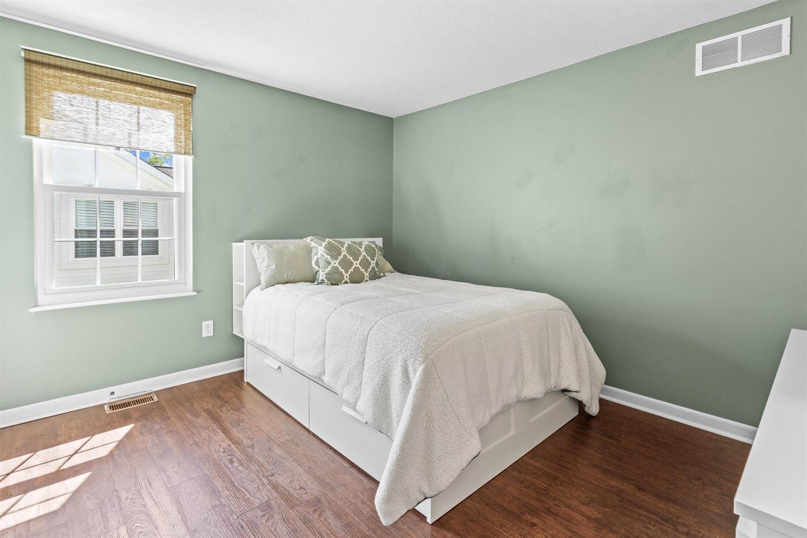 6180 Beaumont Square, Lewis Center, OH 43035