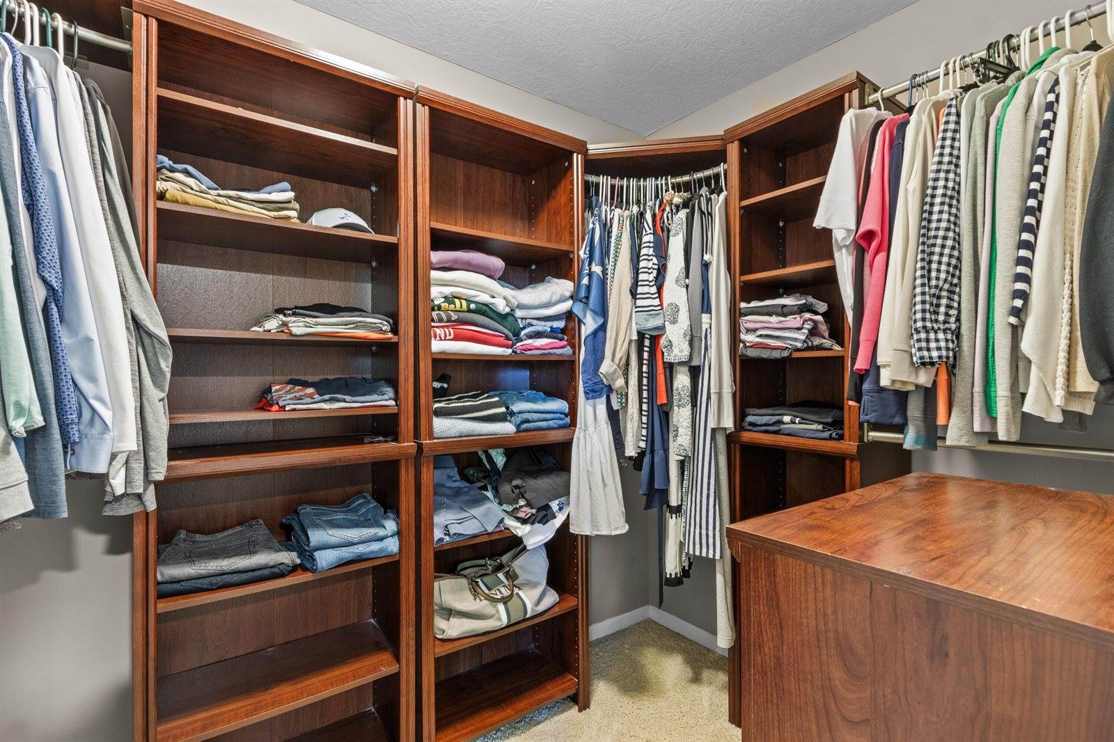 6180 Beaumont Square, Lewis Center, OH 43035