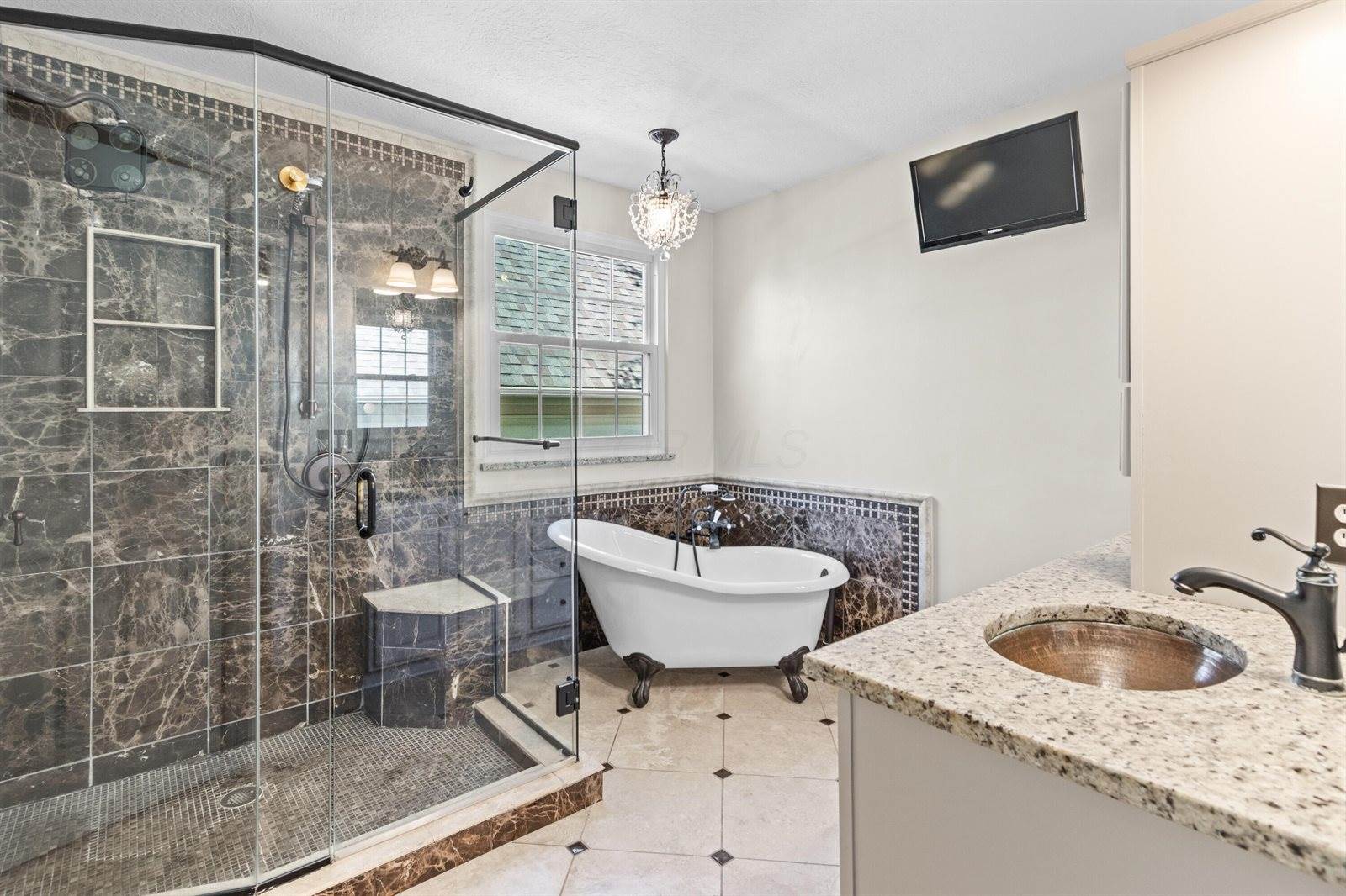 6180 Beaumont Square, Lewis Center, OH 43035