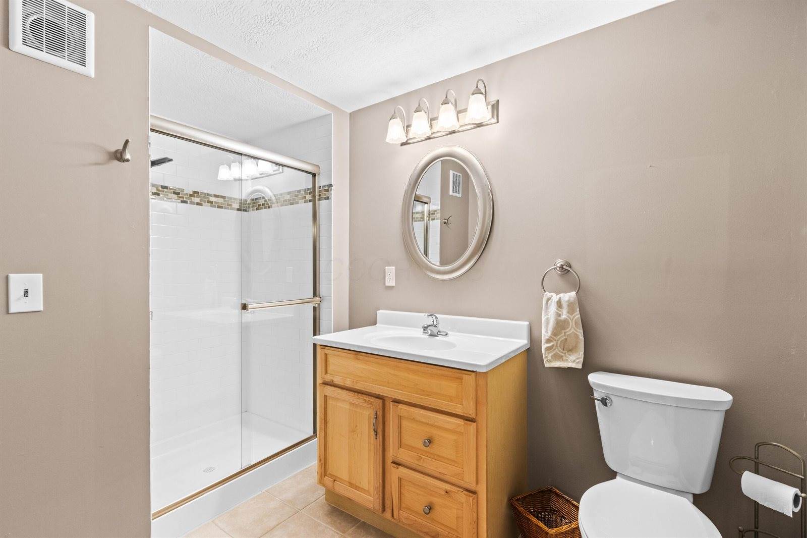 6180 Beaumont Square, Lewis Center, OH 43035