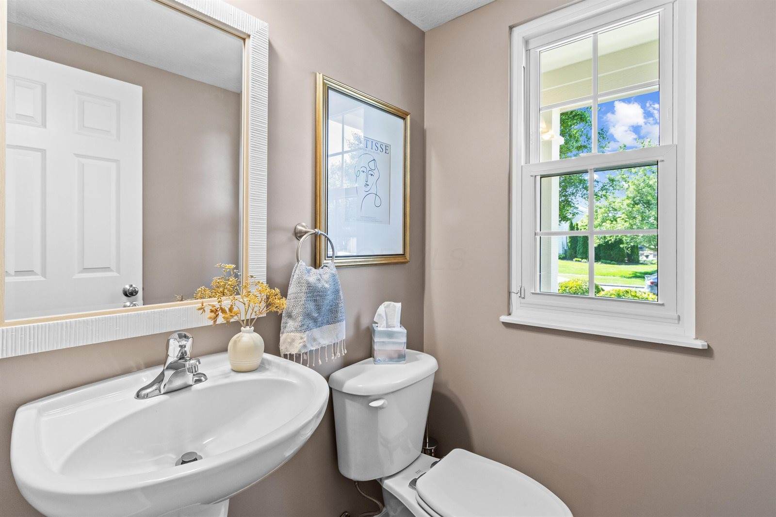 6180 Beaumont Square, Lewis Center, OH 43035