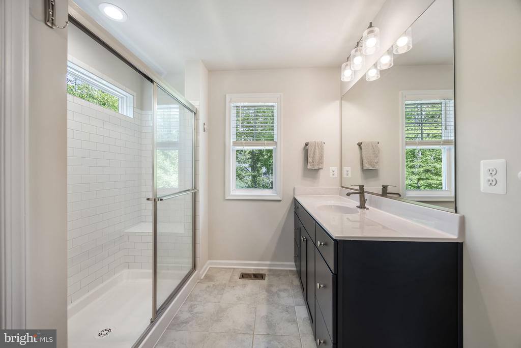 8028 Ashford Drive, Fredericksburg, VA 22407