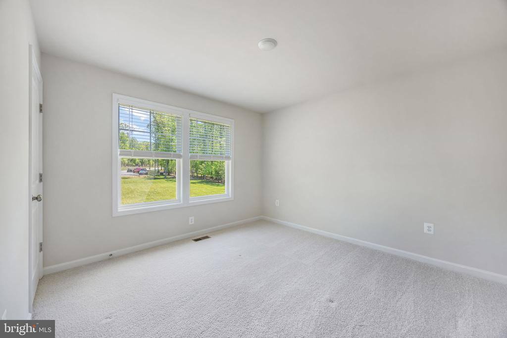 8028 Ashford Drive, Fredericksburg, VA 22407