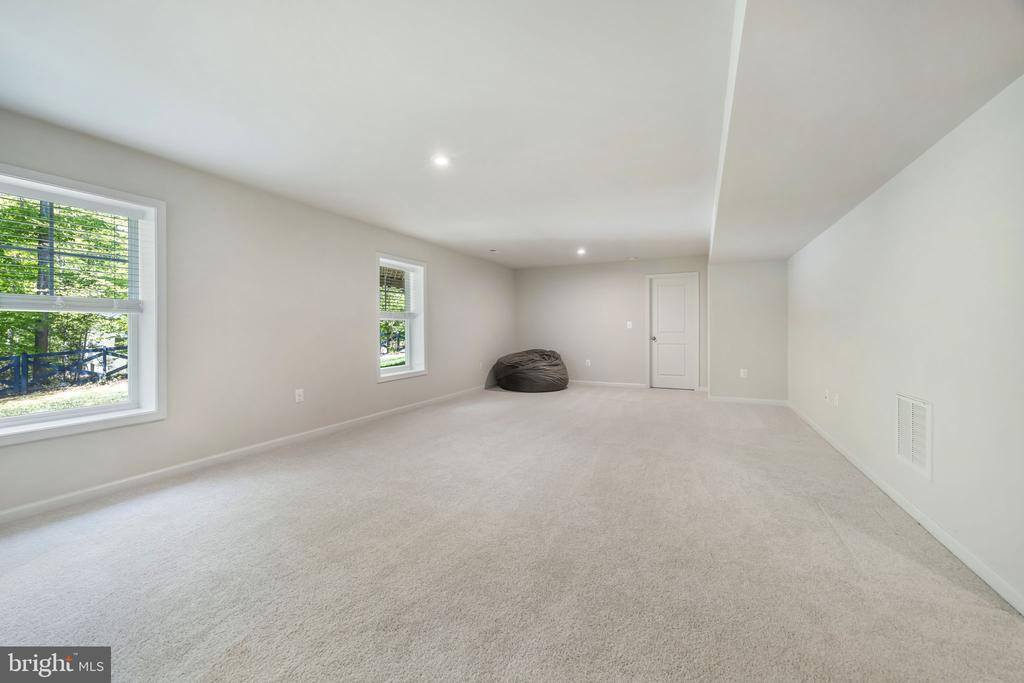 8028 Ashford Drive, Fredericksburg, VA 22407