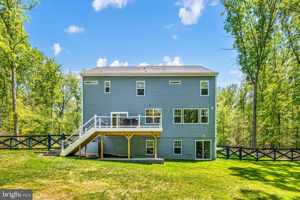 8028 Ashford Drive, Fredericksburg, VA 22407