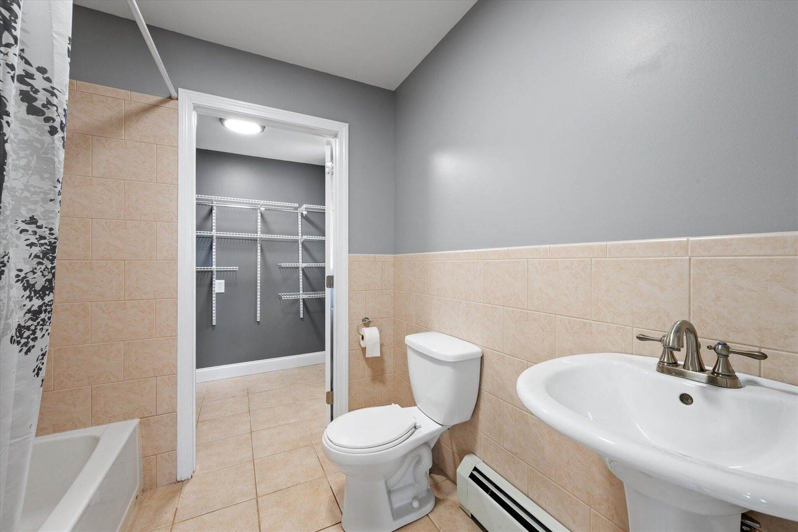 193 Main Street, Milford, ME 04461