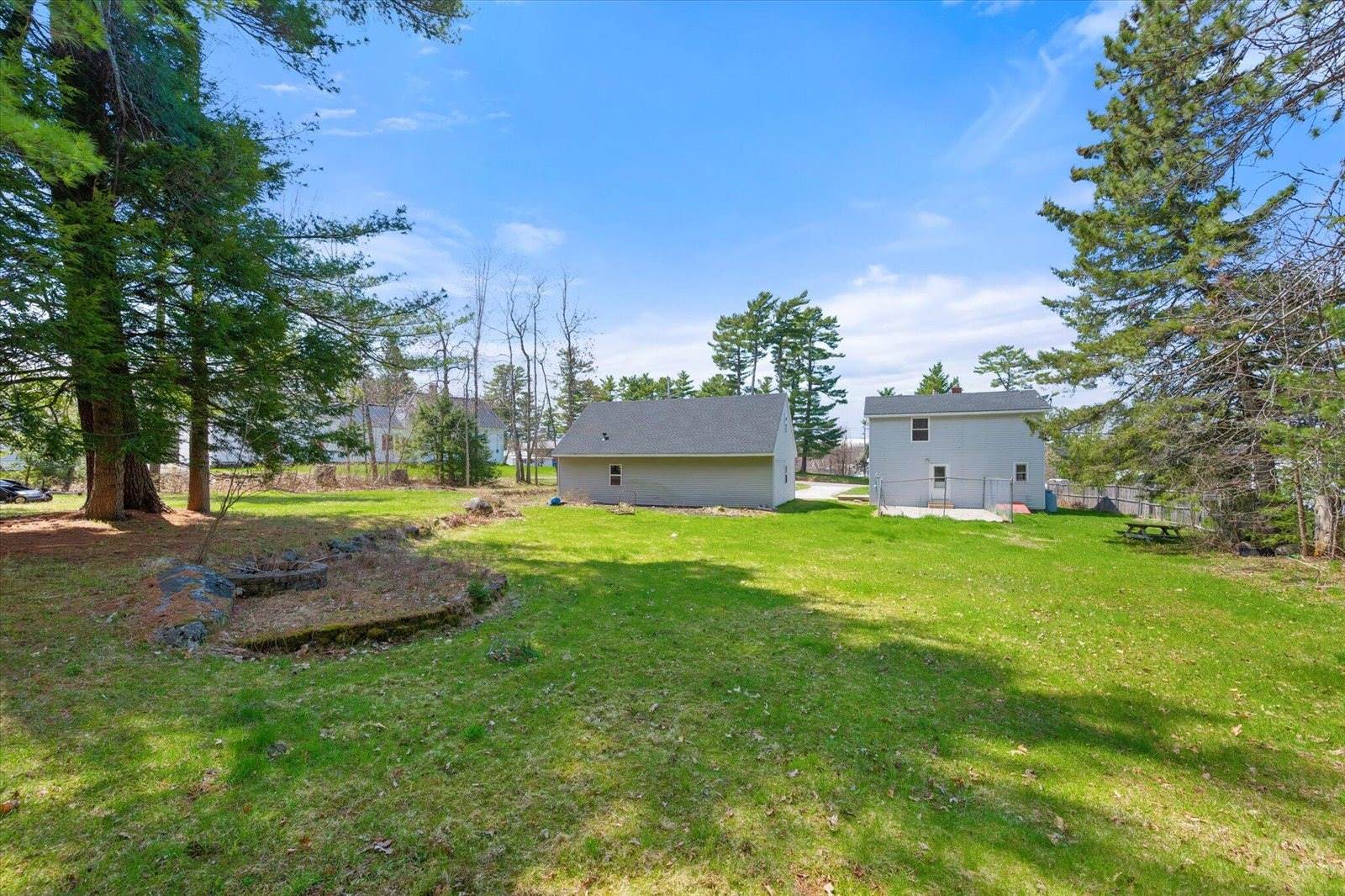 193 Main Street, Milford, ME 04461