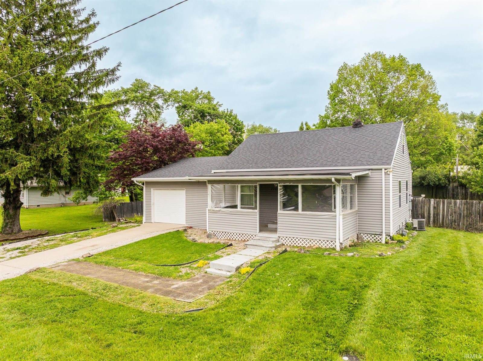 2208 N Blaine Street, Muncie, IN 47303