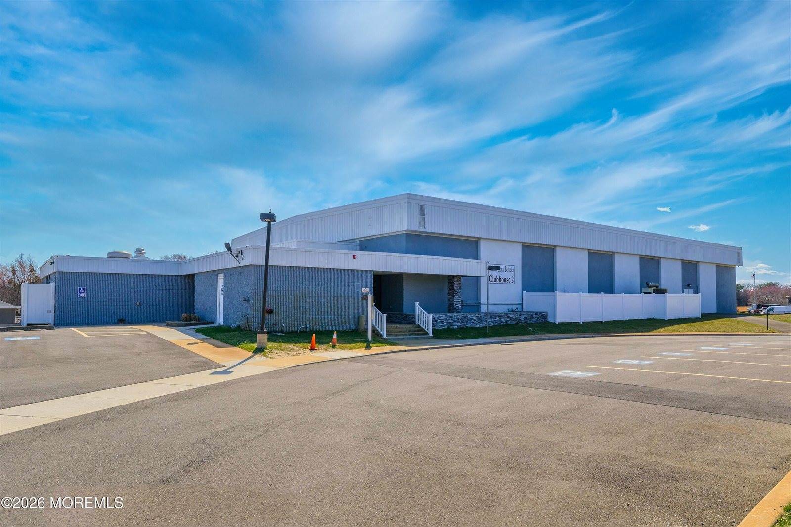 15 Palmetto Point Street, Toms River, NJ 08757