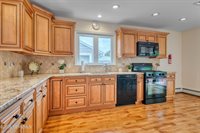 15 Palmetto Point Street, Toms River, NJ 08757