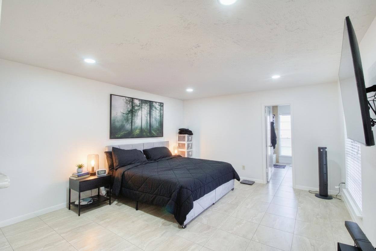 16419 Lost Quail Drive, Houston, TX 77489